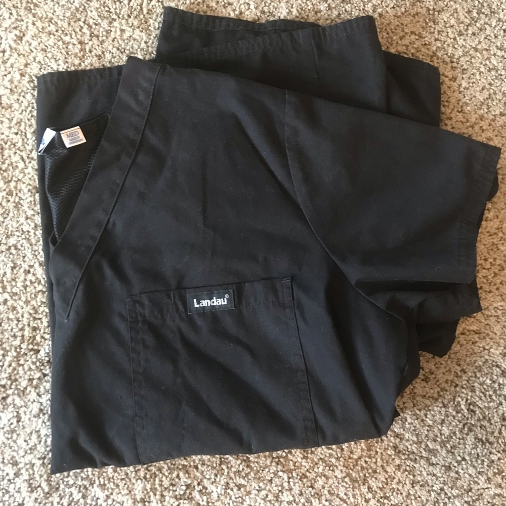 Women’s black scrub top